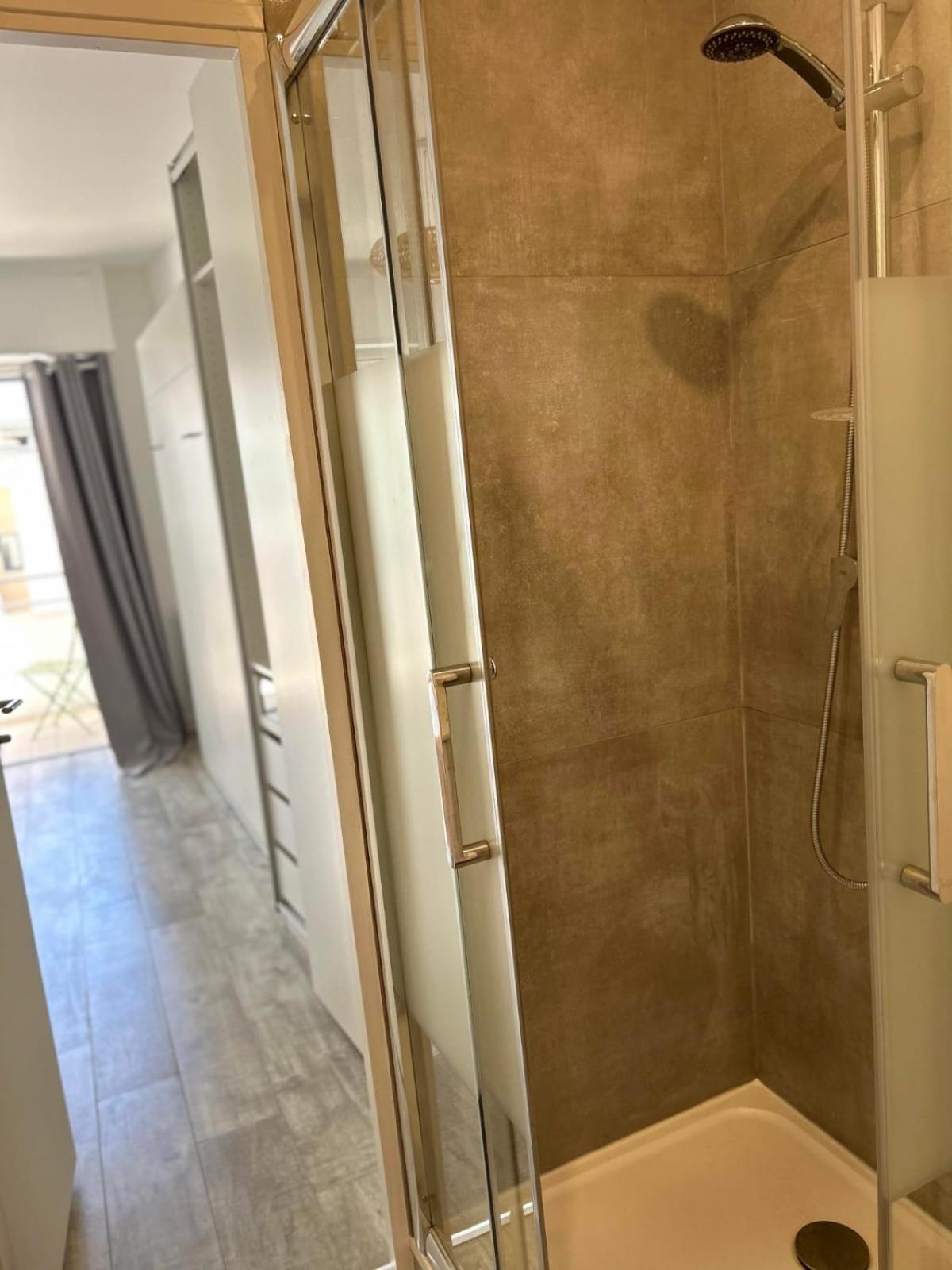Chambre Promenade Des Anglais نيس المظهر الخارجي الصورة